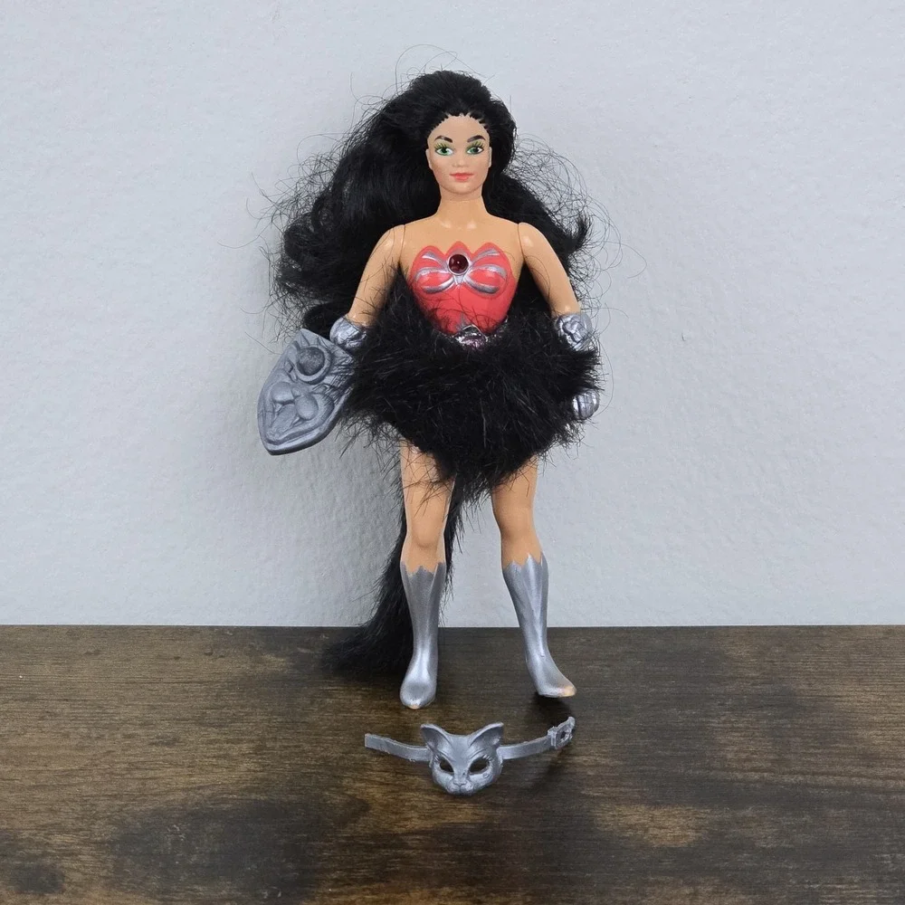 Vintage 1984 Mattel Princess of Power Catra Action Figure with Tail Skirt Shield